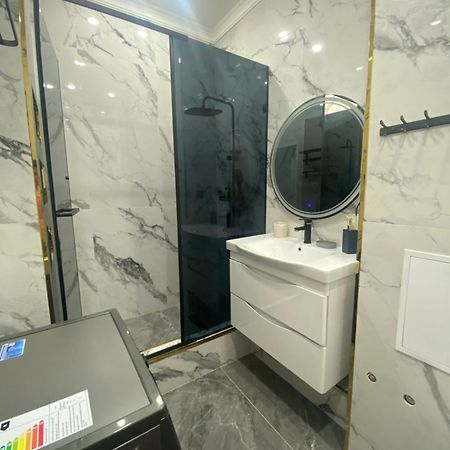 Двух Комнатная Квартира Люкс Karagandy Extérieur photo